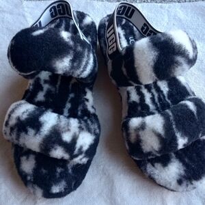UGG Fluff Yeah Slide Marble Black White Sheepskin Slippers Size 7